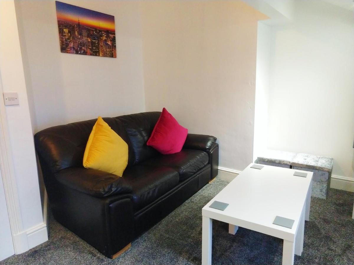 וורקינגטון Derwent Street Apartment 3 - Self Contained - 2 Bed Self Catering Apartment מראה חיצוני תמונה